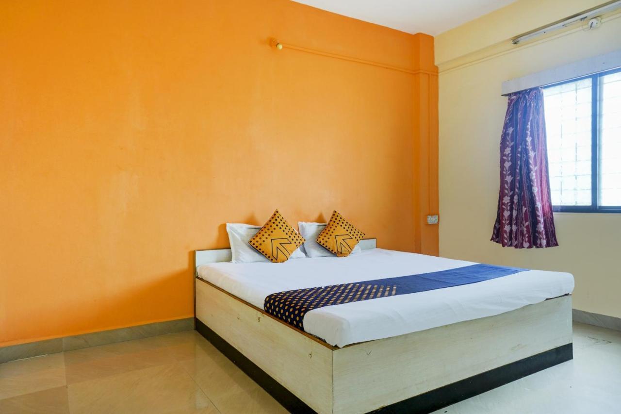 Spot On 82626 Hotel Shivtara Morgaon Екстериор снимка