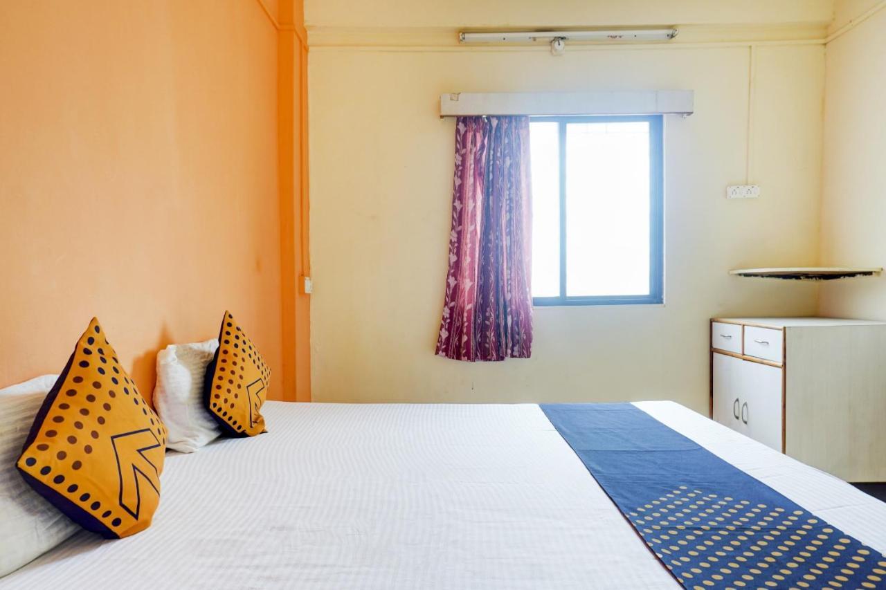 Spot On 82626 Hotel Shivtara Morgaon Екстериор снимка